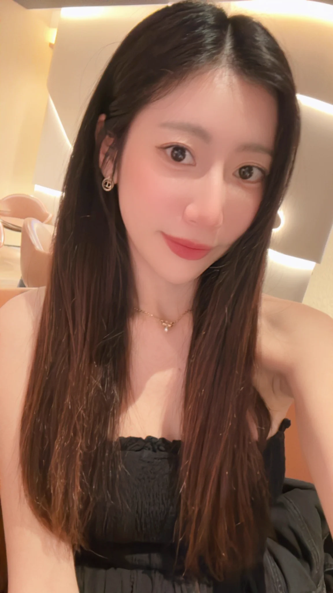 今天晚上九點JKF直播 希望大家都可以來疼愛比特🩷 傳送門⬇️⬇️ 【JKFace】https://t.co/mVqR8OEv5u https://t.co/fMNAGMtPnl