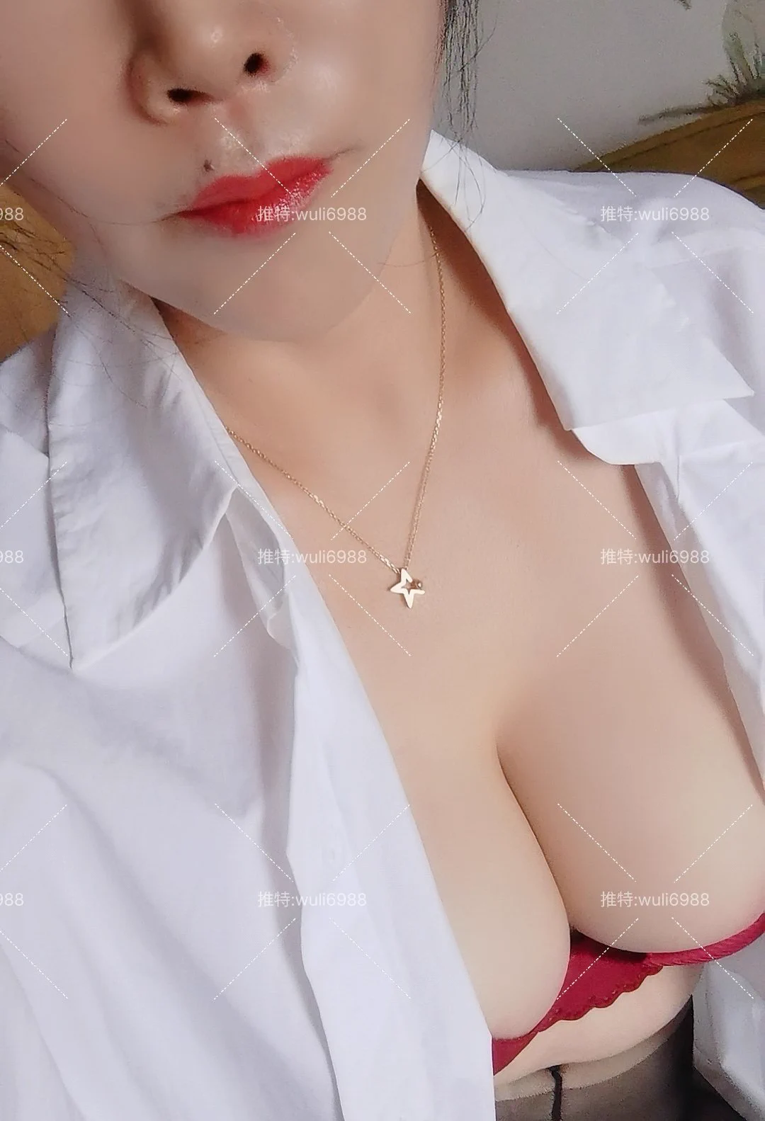 我平时在家，就怎么穿呀，嘻嘻 https://t.co/tdl8ZkqcFW