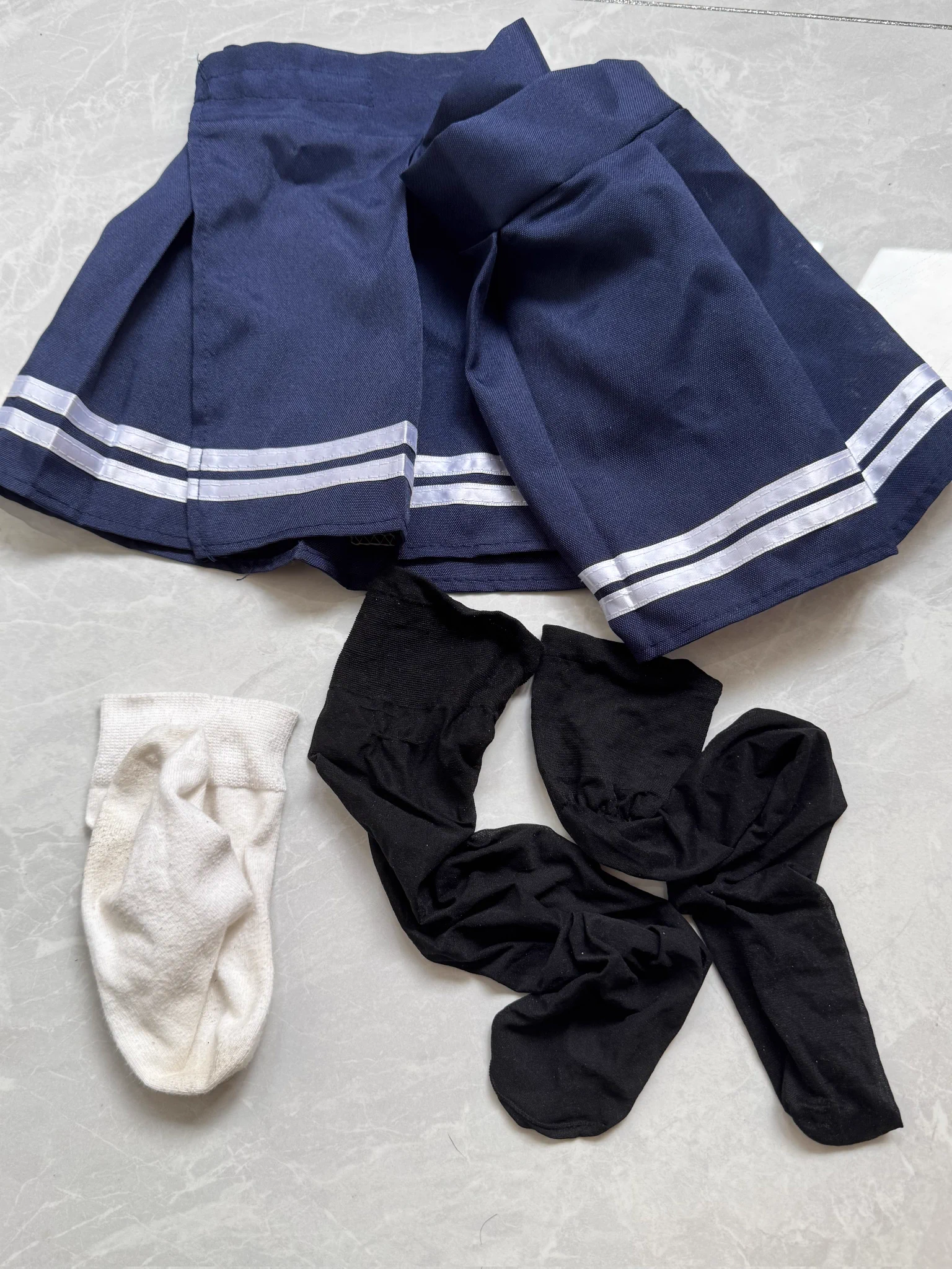 坐标021，上海同好投稿。找同城同好保养女友的棉袜，丝袜和小皮鞋，想让她穿着被保养过的袜子啪啪啪。支持原味互换，如果有同好喜欢什么袜子可以买了寄过来给她穿，穿完之后会寄还给同好。上海同城有意向参与的可私信我报名，拒绝白嫖！ https://t.co/nxU8LqNrZu