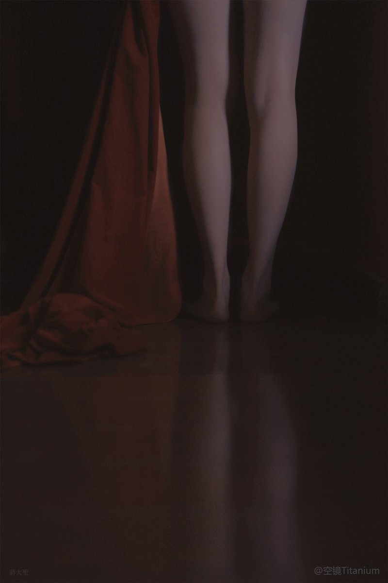 “Solitary”     

摄影：@kjtitanium_

#私房 #广州约拍 https://t.co/reMSZcCYGL