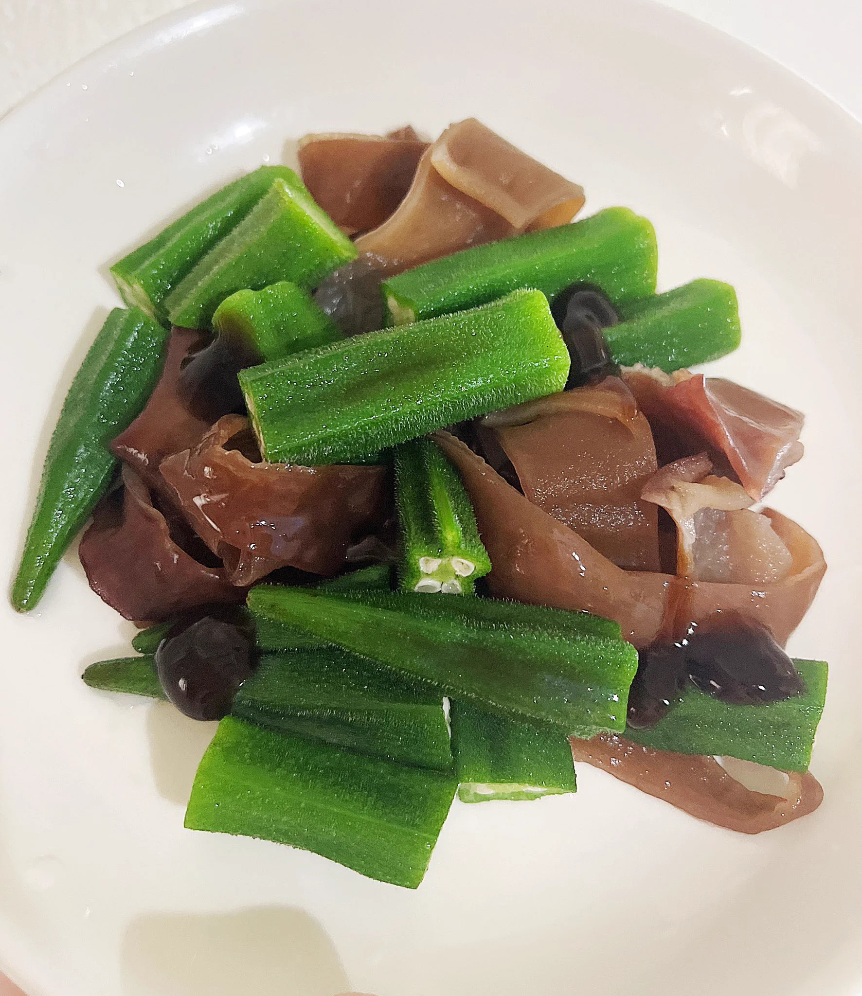黏答答的秋葵是世界上最棒的美食 阿姆啊姆 https://t.co/ZmwAUuBirH