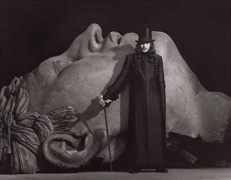 Gary Oldman as Dracula photographed by Herb Ritts, 1992. https://t.co/iHmVKZnb0L