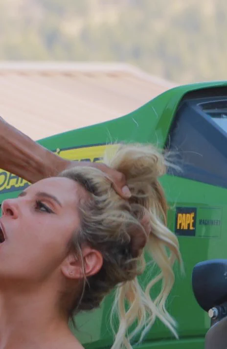 Beautiful tease shot- Sexy farm girl @bailey_brews feeling that sensual energy from cowboy @BobbyGreyXXX ♠️💦🍑Wicked hot tractor scene🥵👇🏽https://t.co/30wzJYl7iR https://t.co/3J5Ihw5TmU