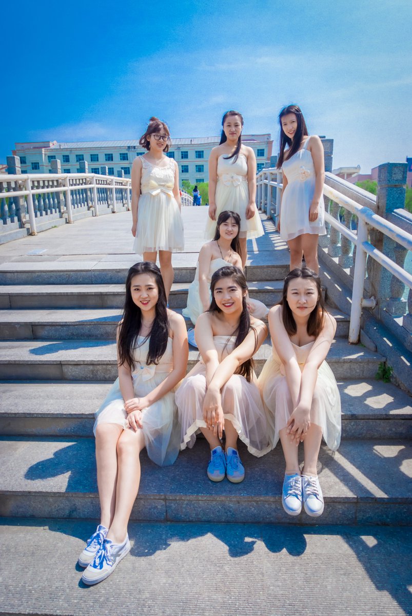 毕业小姐姐写真[31P+184M] #眼镜娘 #眼镜妹 #毕业照 #女大学生 #写真 
No.100113 预览全套尺度看置顶或私信 投稿：@007share 
眼镜娘圈子：https://t.co/VSeJDJ4Yn7 https://t.co/vnrYiDpB2f