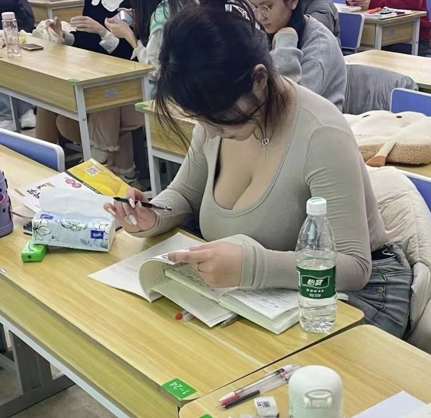 😯 https://t.co/QJnkpgSqjb