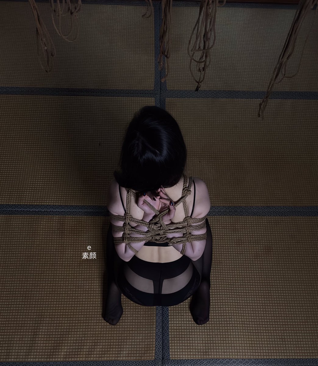 回归室内😄大闸蟹就差把腿绑起来咯
@Esir54309119 https://t.co/uyCjghgPw2