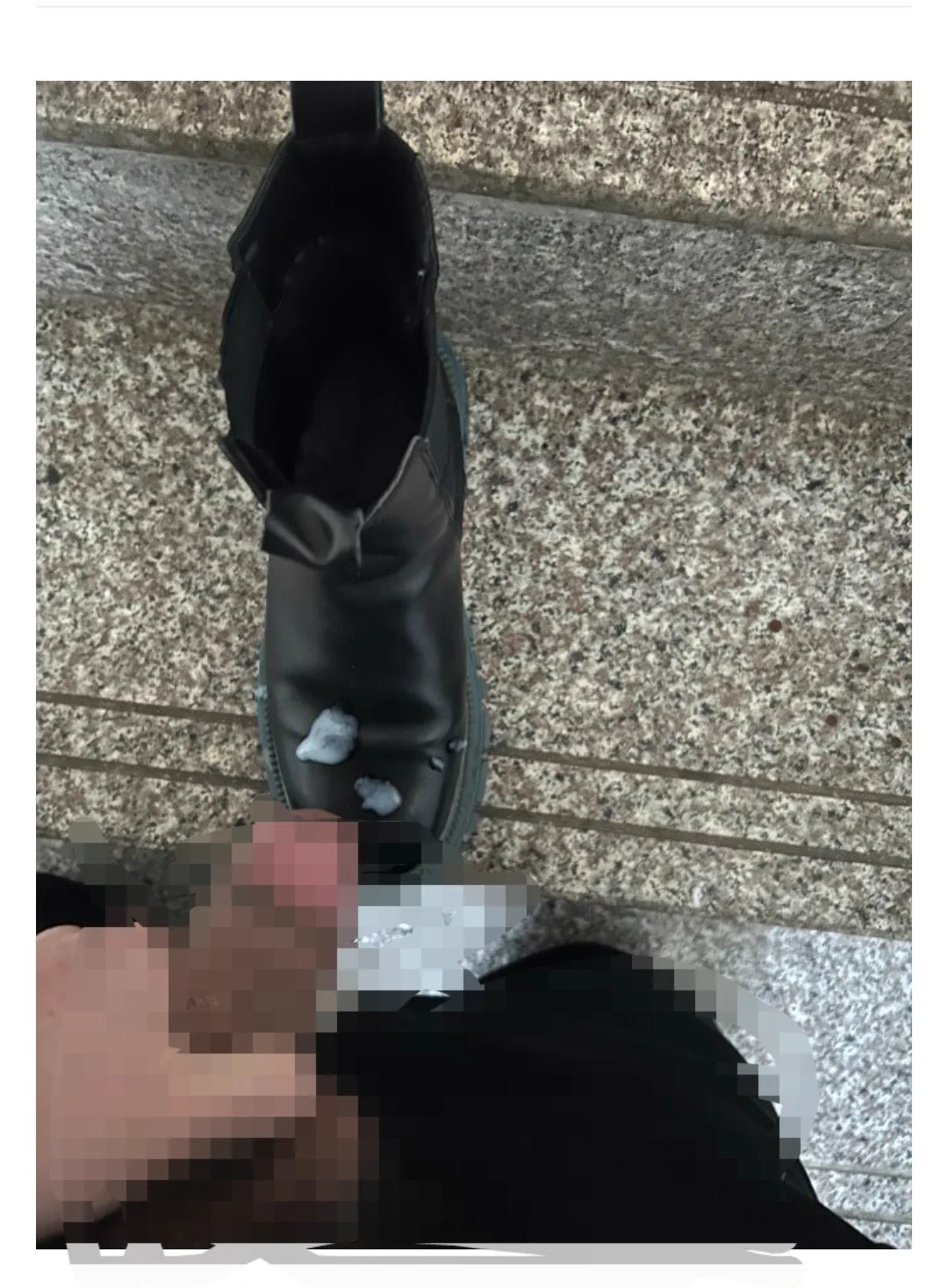 《投稿》 长相非常骚气的女主 露脸的照片就不发了 被爆射的鞋子给大伙瞧瞧 最近投稿了兄弟好多啊 继续继续 #原味 #恋足 #射鞋 https://t.co/SIbiuGKDeB