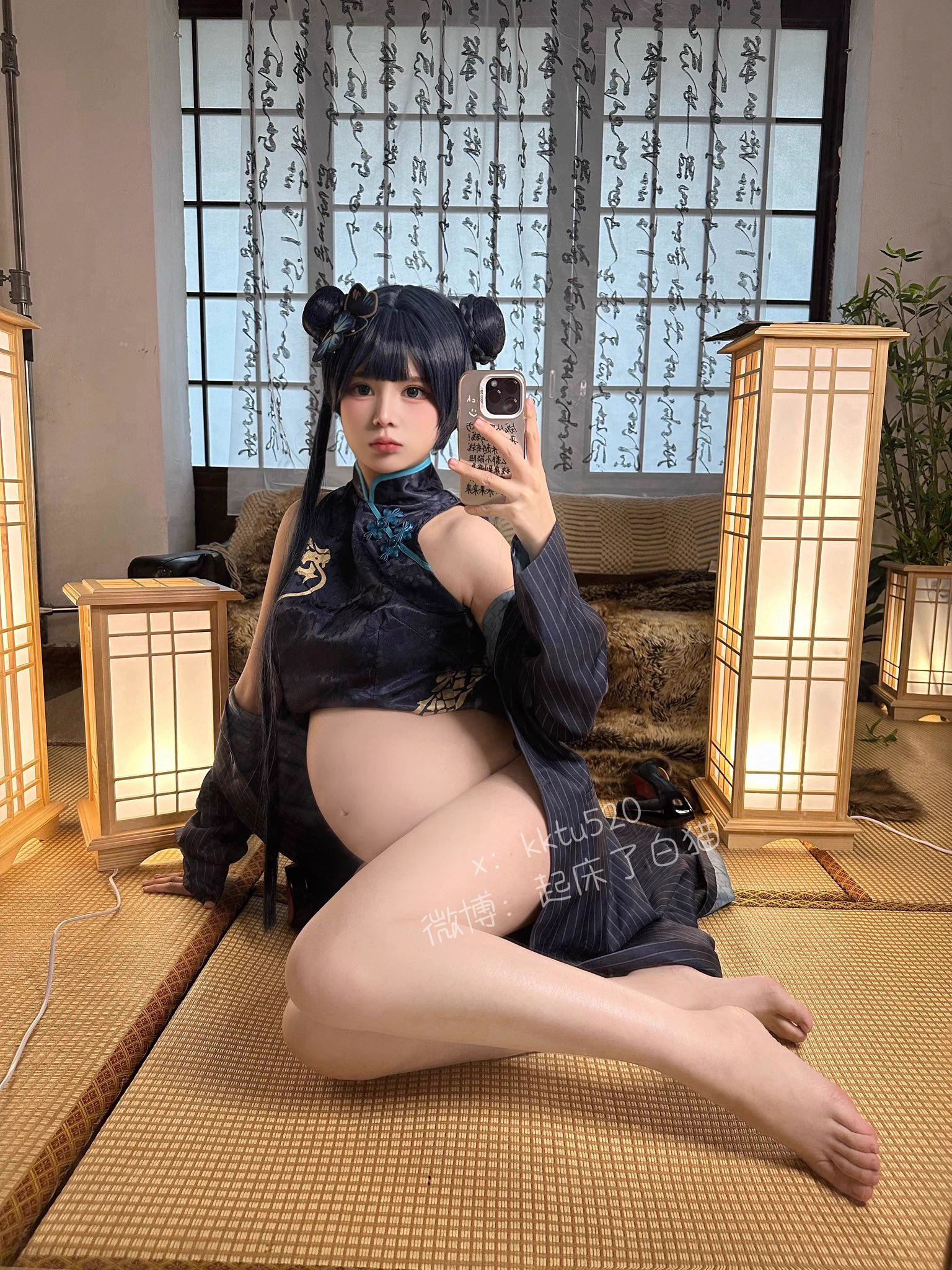 @meiribisair @chaosaibisai 刚才在办公室遇见你，眼神交汇的那一瞬间，突然想起我们上次在阳台上的那个夜晚，风轻轻吹起我的裙摆，你轻轻把它压下 https://t.co/YCPA7d6zI6