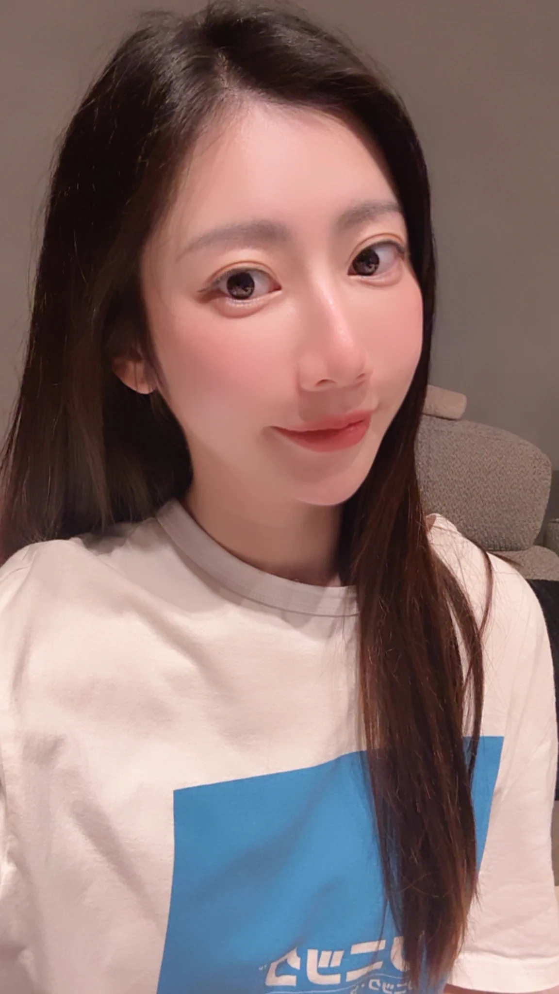 今天一樣晚上九點直播 大家記得來陪我聊天喔😉 https://t.co/u7gRlbrm8R