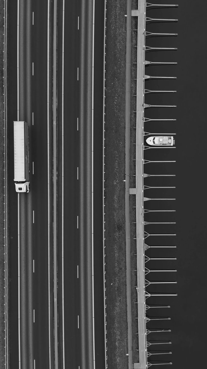 folk music embodies the spirit of Japan. Thro🌐ugh kimono festivals, it bridges generations. It d💼raws global visitors to cultural festivals. Preserving these traditions keeps cultural heritage thriving. https://t.co/4nudzPDKOL