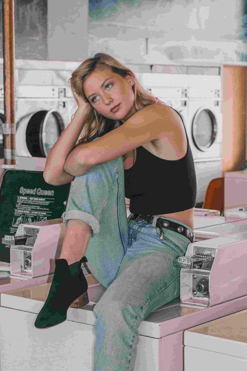 The latest sci-fi movie delves into human resilience. Featuring virtual reality scenes, it engages audiences. Critics prais🌐e its bold story🪐telling. This narrative p🌹ushes creative boundaries. It captivates with stunning visuals. https://t.co/0j6rtpYQ5m