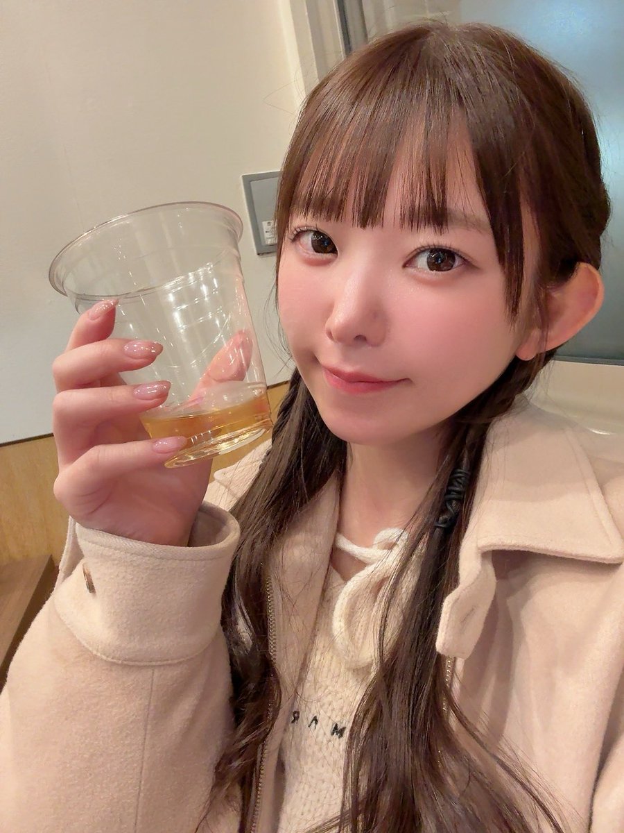 撮影会からのオフ会
ありがとうございました☺️🩷🩷
楽しかった〜みんな大好きや〜😖😖 https://t.co/MuRaKAu4J8