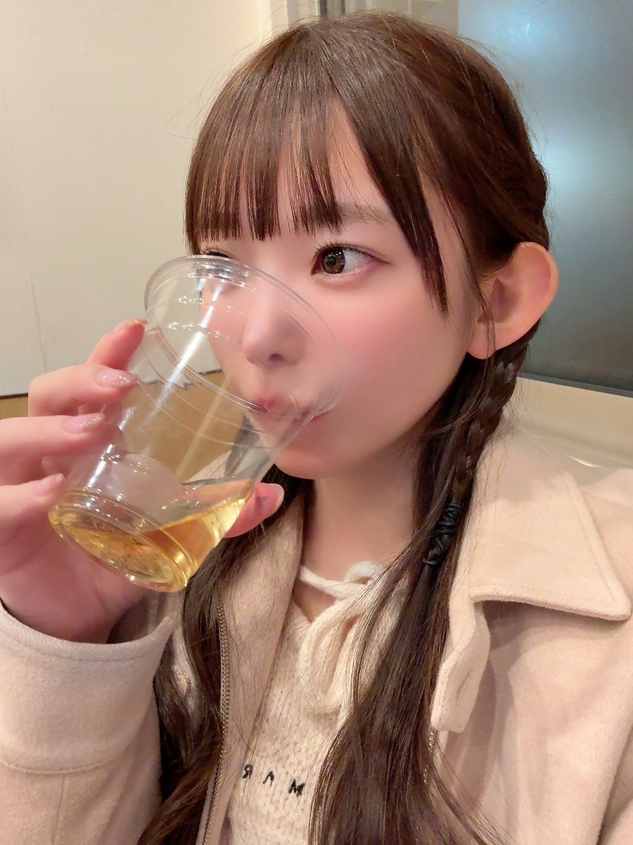 撮影会からのオフ会
ありがとうございました☺️🩷🩷
楽しかった〜みんな大好きや〜😖😖 https://t.co/MuRaKAu4J8