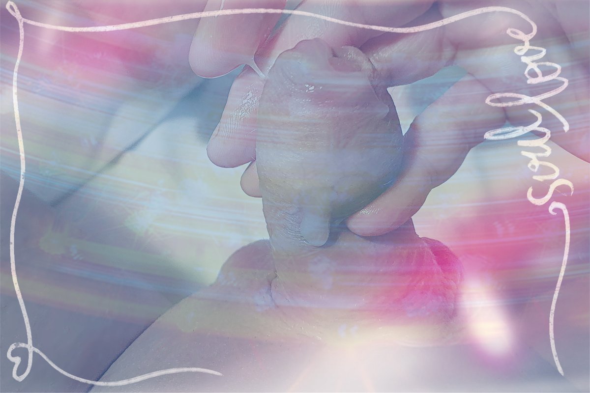 嚓！昨天晚上哒事情不是一两句话可以说完哒！我一会就去写啦！妈蛋的有谁用过别人射到自己鸡巴上哒精液当润滑剂肏自己哒老婆哒？ https://t.co/wac2E75FSn