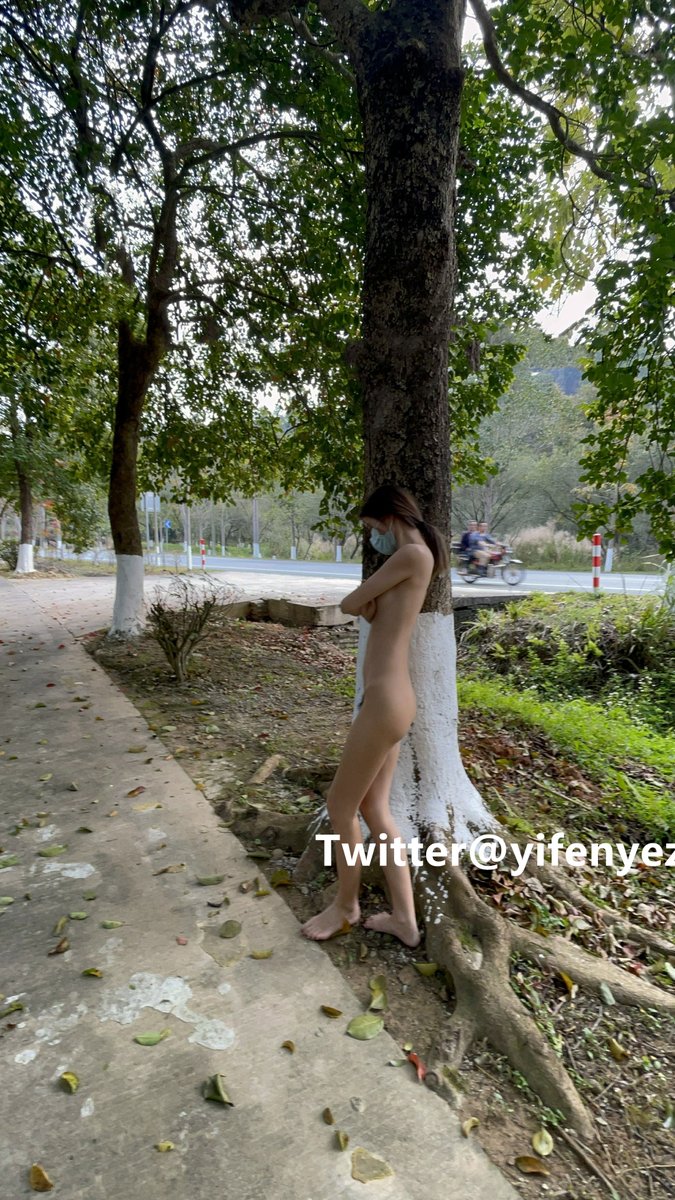 风一吹，我就想起你那眼神。 https://t.co/6U9QJ2clfw