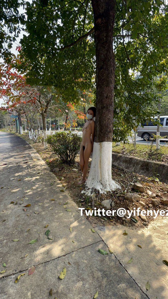 风一吹，我就想起你那眼神。 https://t.co/6U9QJ2clfw