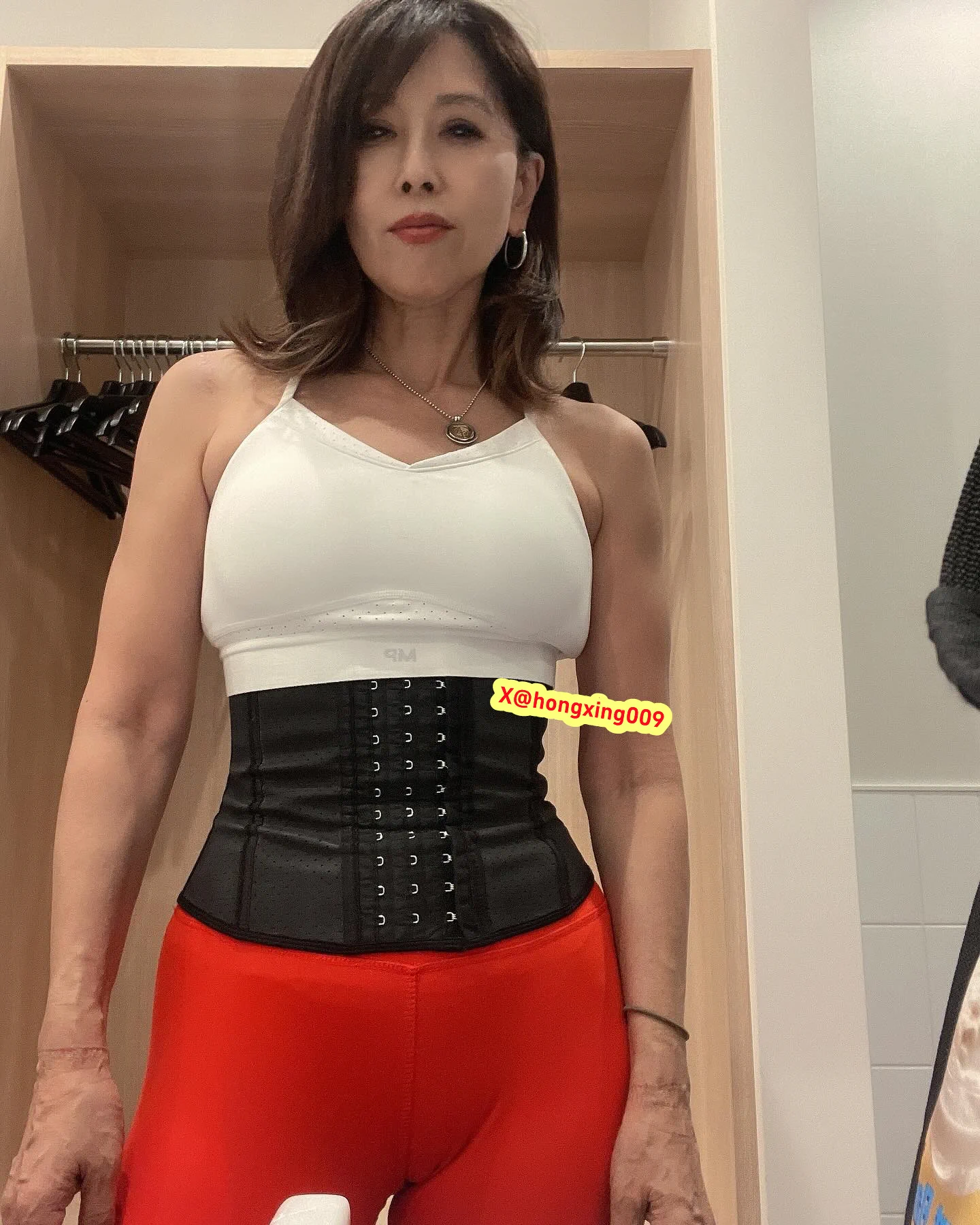 50路爱健身的老熟女 有没有兴趣？ https://t.co/eHp23wi07l
