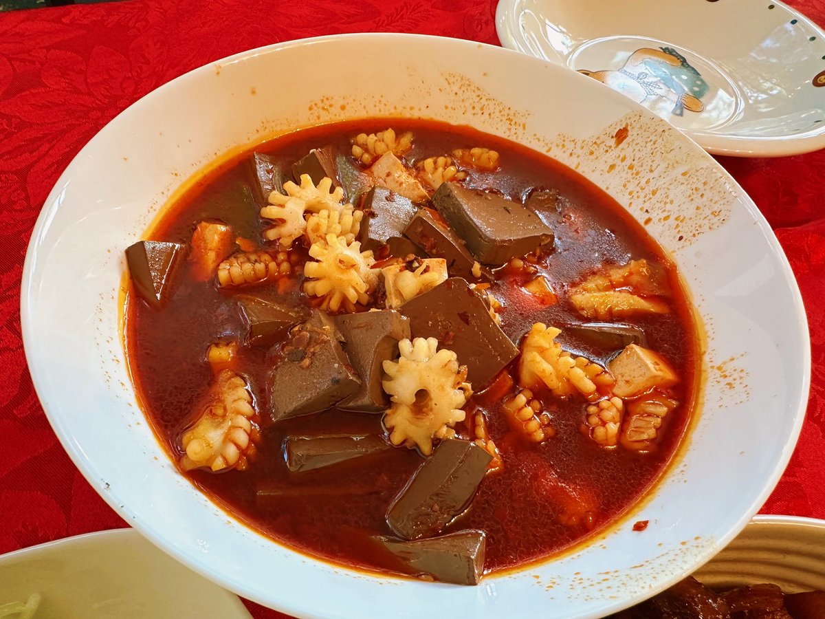 朋友家吃饭，吃撑了。 https://t.co/PSHurqrlGM