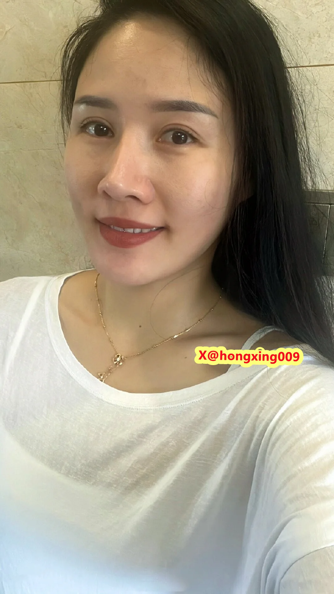 长相清纯的小阿姨 https://t.co/9YQVvIotGG