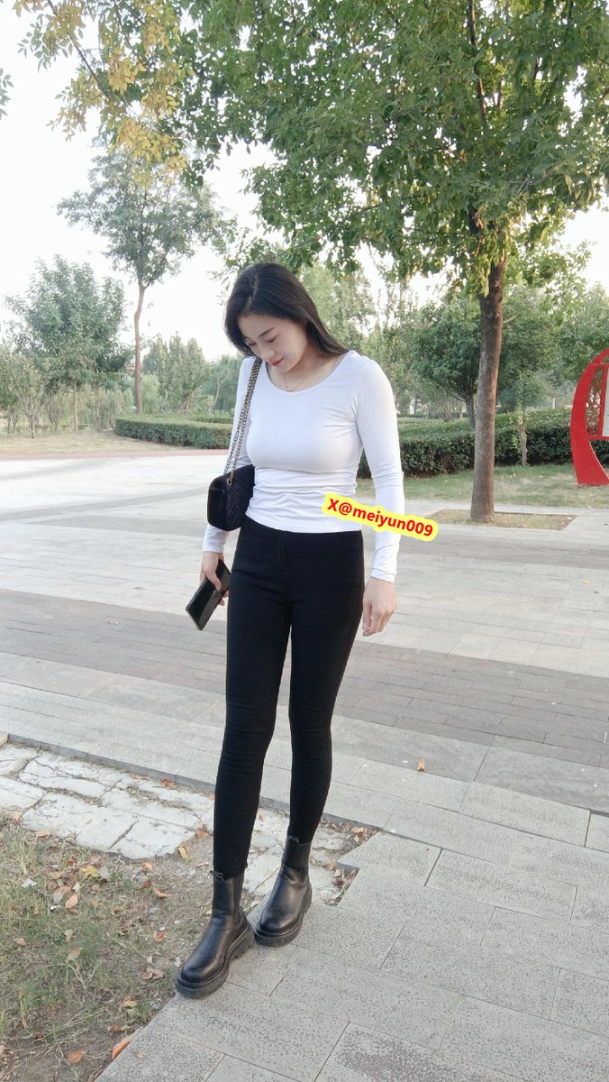 那不是我的月亮，但的确有一刻月光照在了我身上。 https://t.co/3d2in1Qp4G