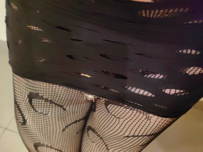 我看起来像放荡站街女，其实是个听话的锁娘 https://t.co/sdwv4hEfm2