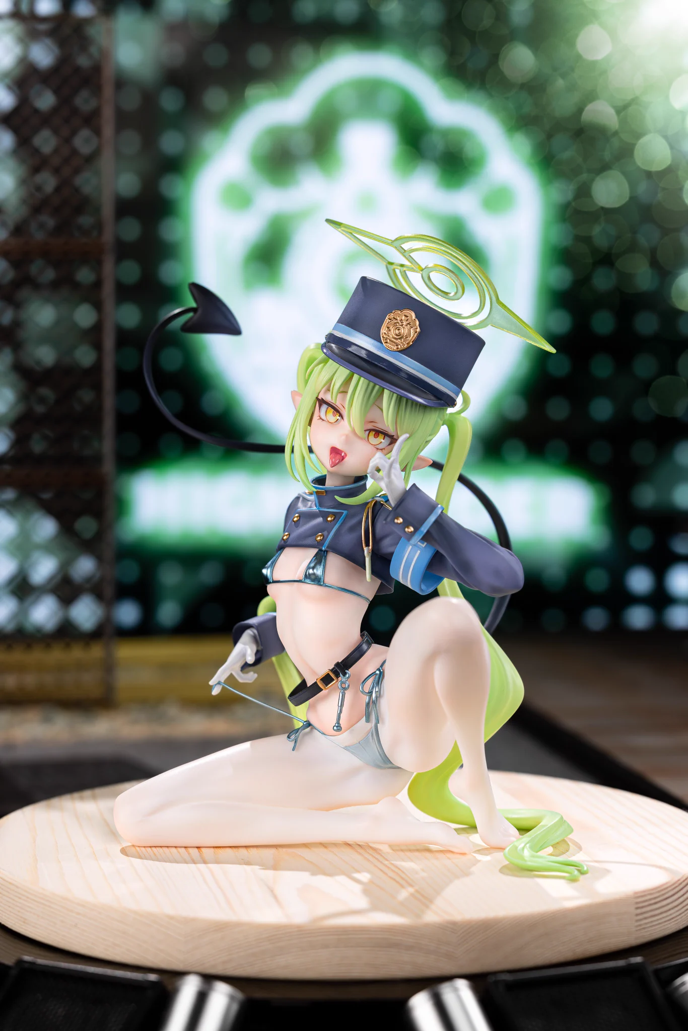 たくさんの写真を撮ったので、一度には全部送れません😇 https://t.co/K7sbNMXYtv