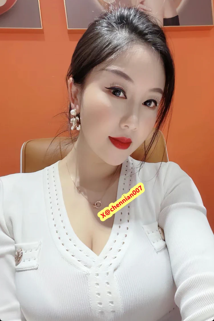 一尘不染不是没有尘埃，而是尘埃任它飞扬，我自做我的阳光。 https://t.co/gi63x1pRLJ