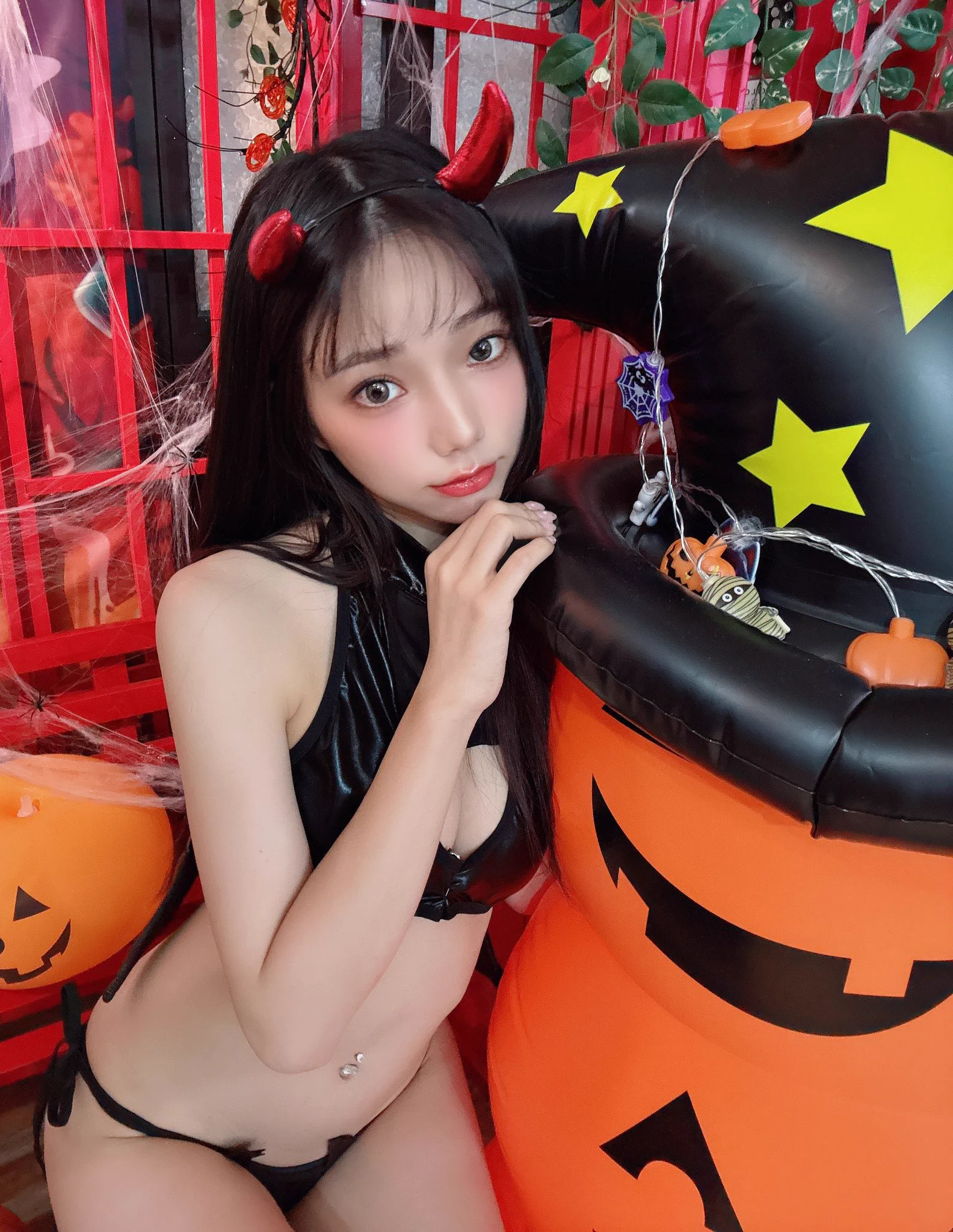 今天晚上10-12點開JKF直播別跑錯地方嘍～南瓜🎃比賽最後一天❗️每10個南瓜🎃就可以解鎖一張性感私藏小惡魔照😈https://t.co/CoeHBbOxuz https://t.co/S5InL7goCU