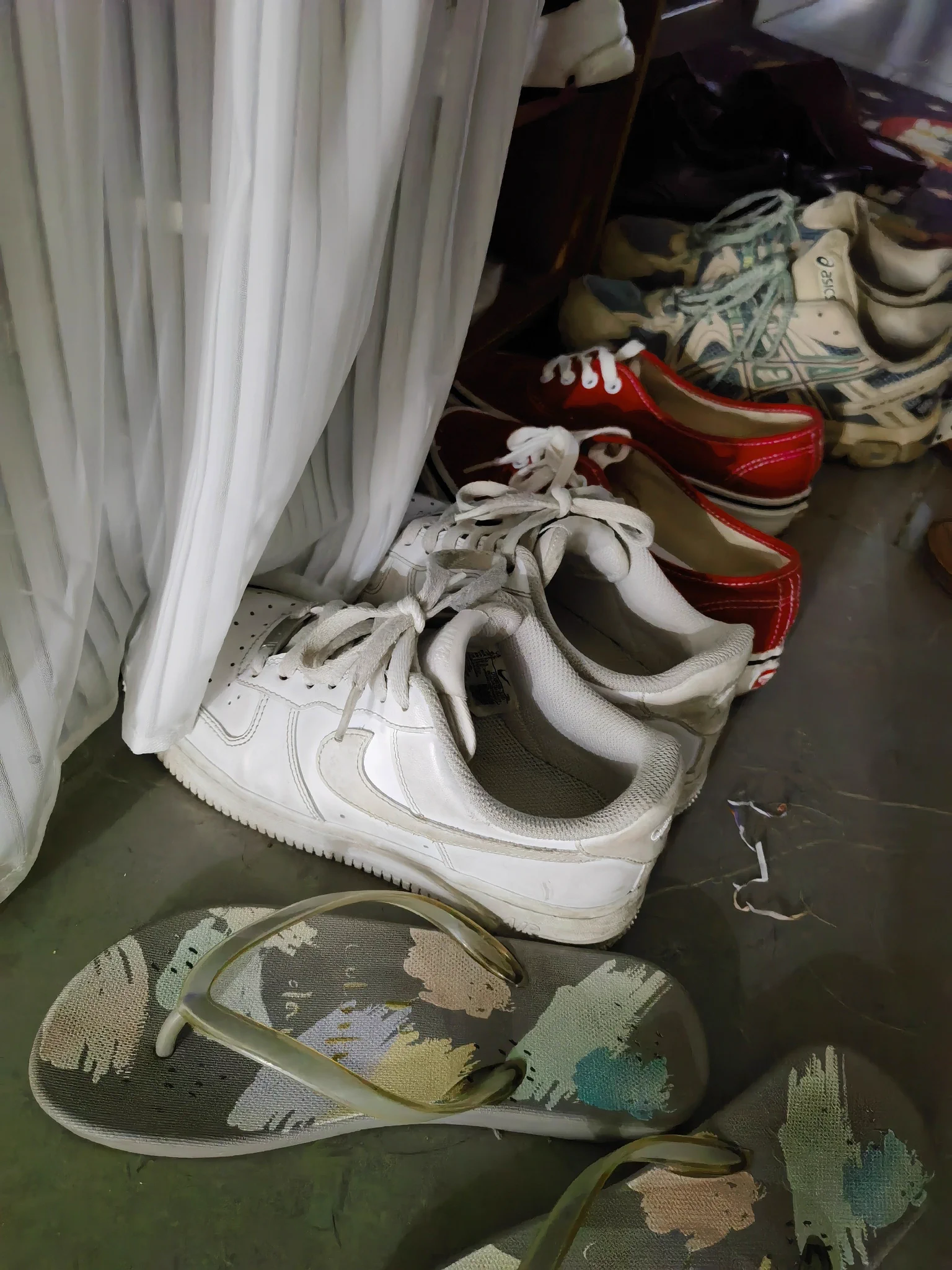各位大佬，来成都出差了，有没有啥资源推荐啊，扫楼、捡丝点位，个人兼职足交，丝足会所啥的，欢迎私信交流。 https://t.co/mIeU52u7bk
