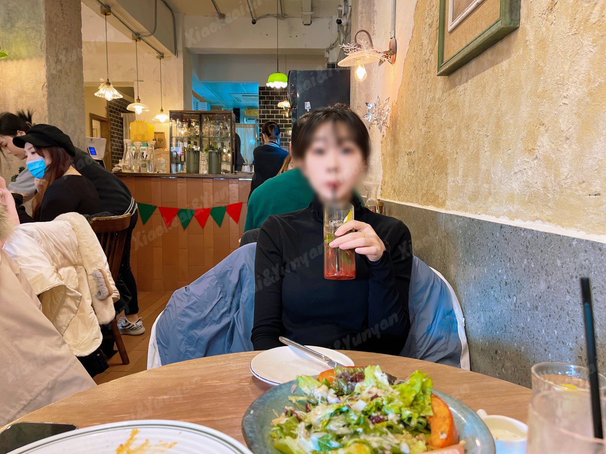 中午吃饱饭
下午就被干 https://t.co/jPK6qRtIYv