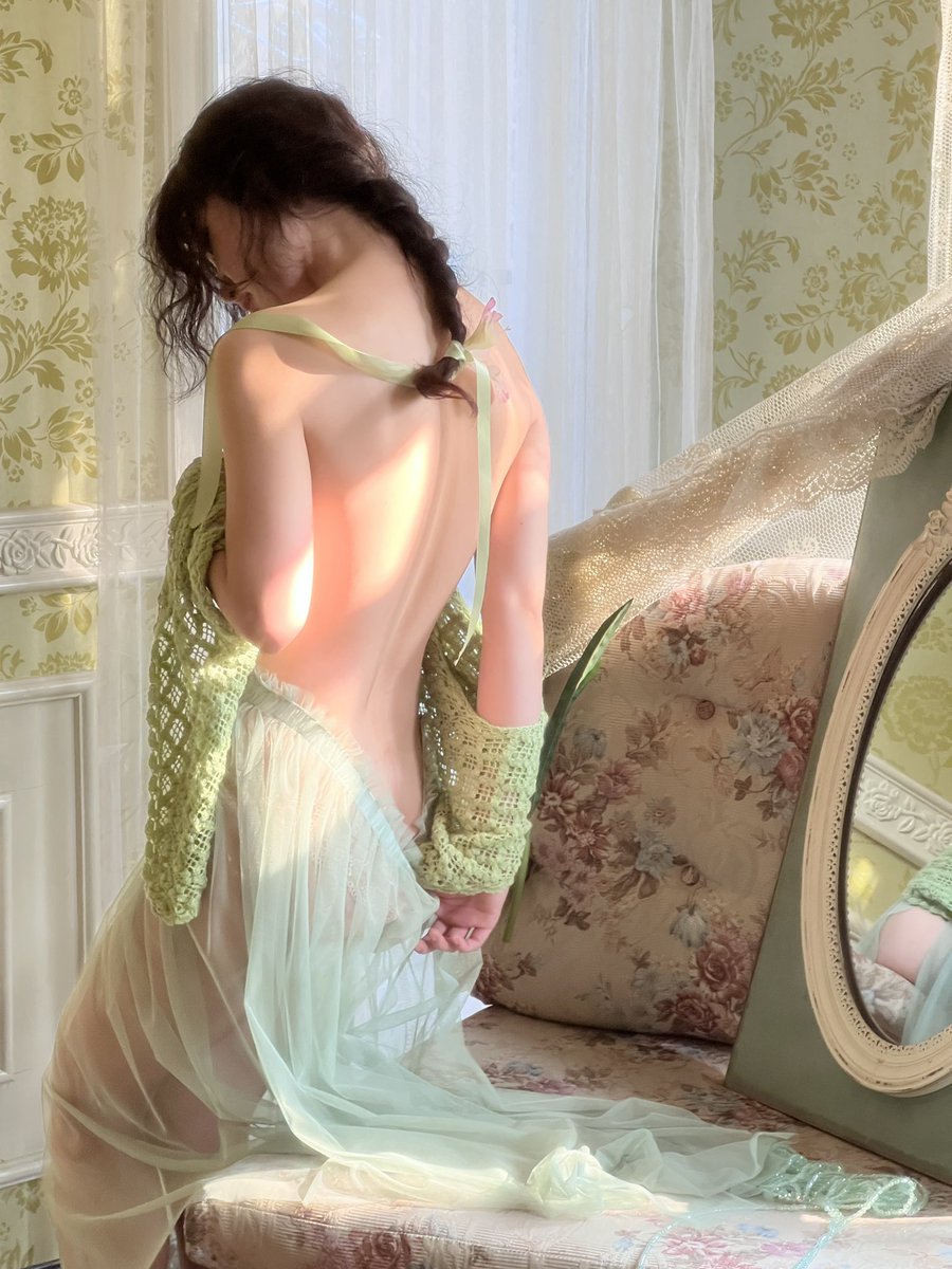 十月的小尾巴也在努力拍照 https://t.co/pNI3Q3mTik