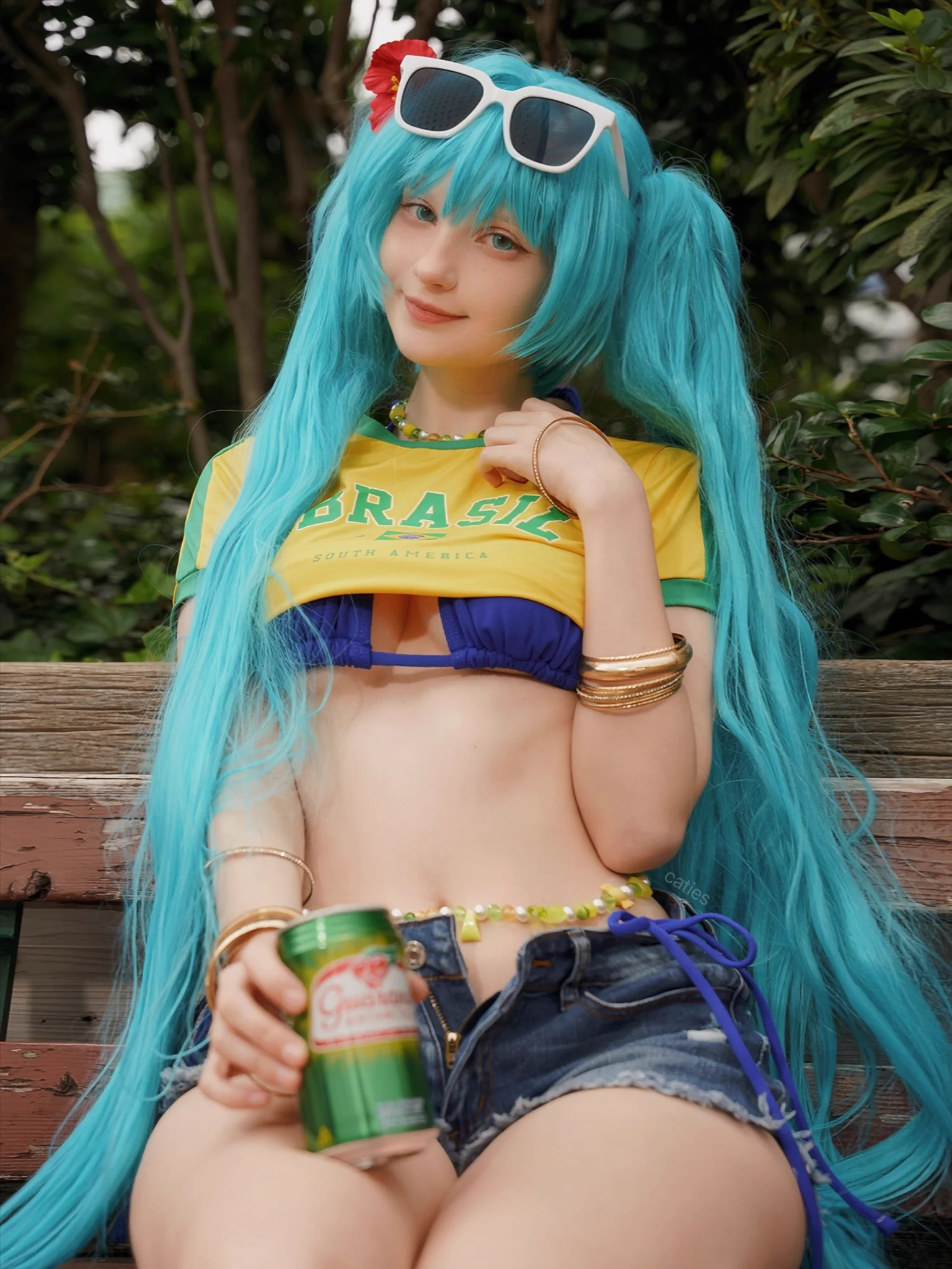 brazilian miku https://t.co/RwNhB5o2f0