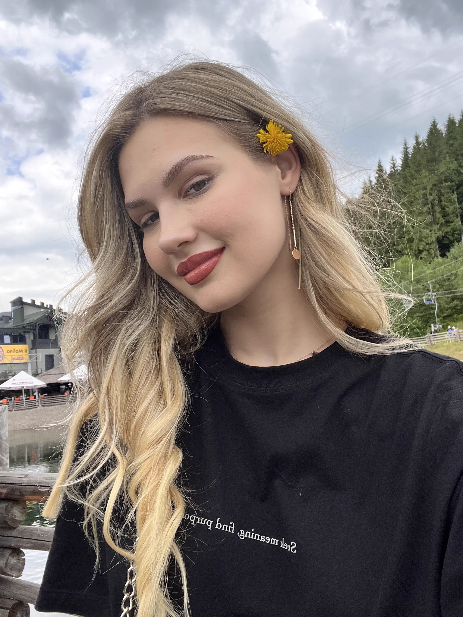 I could be your flower https://t.co/j67RBxW0y0