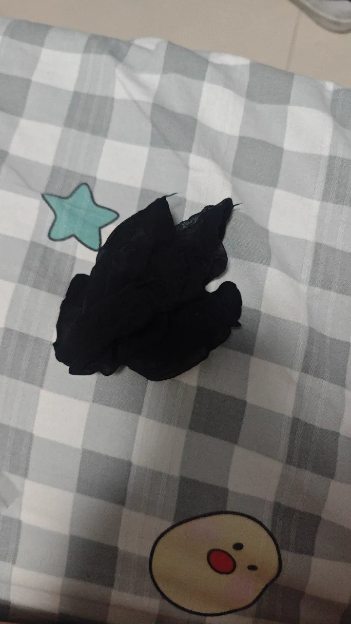 0592福建厦门同好，找同城同好长期交换女友原味。目前就这一双黑丝，丝袜口味比较轻，淡淡的皮革味。厦门本地可面交，可看女友生活照，同城感兴趣的同好可私信我报名！ https://t.co/v4cQpAkIKz