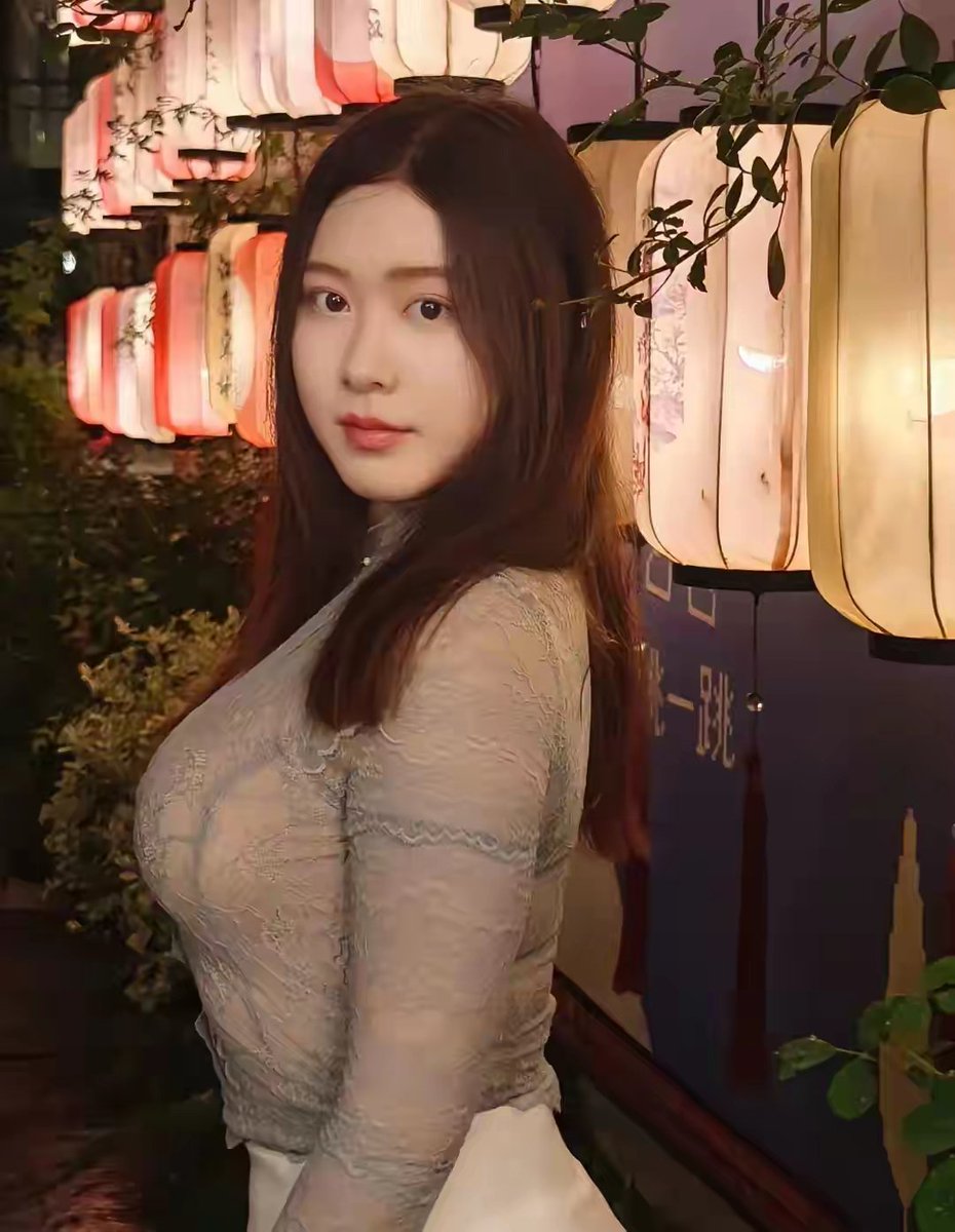 暮然回首，那人却在灯火阑珊处～ https://t.co/HBsvvb9MXp