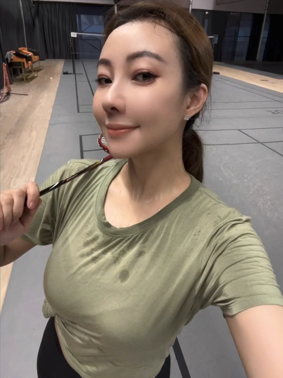 羽毛球，5公里夜跑，骑车，游泳，撸铁，没想到从小体育勉强及格的小趴菜，有一天也能get这么多新技能✌️ https://t.co/TG1Ms3gQa0