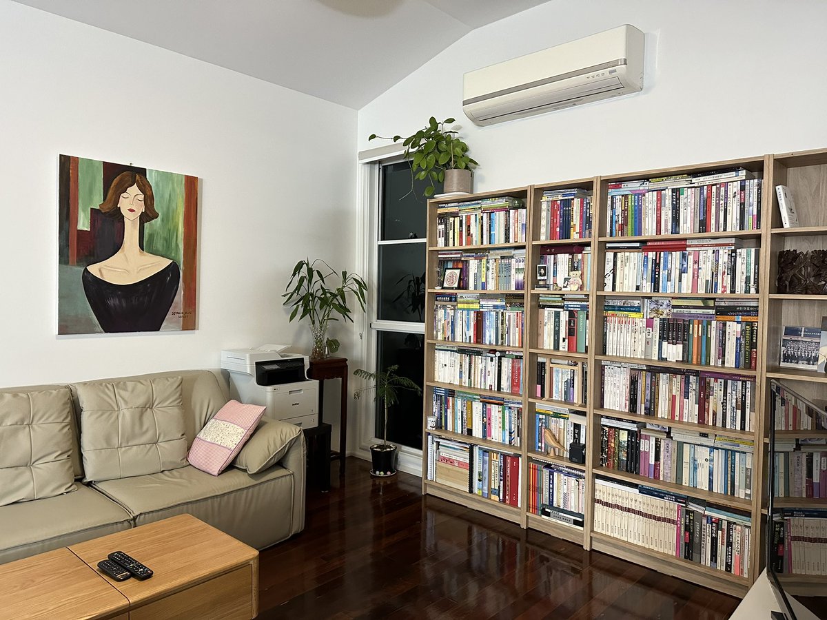 画完了一幅。 https://t.co/aFnb7Smptf