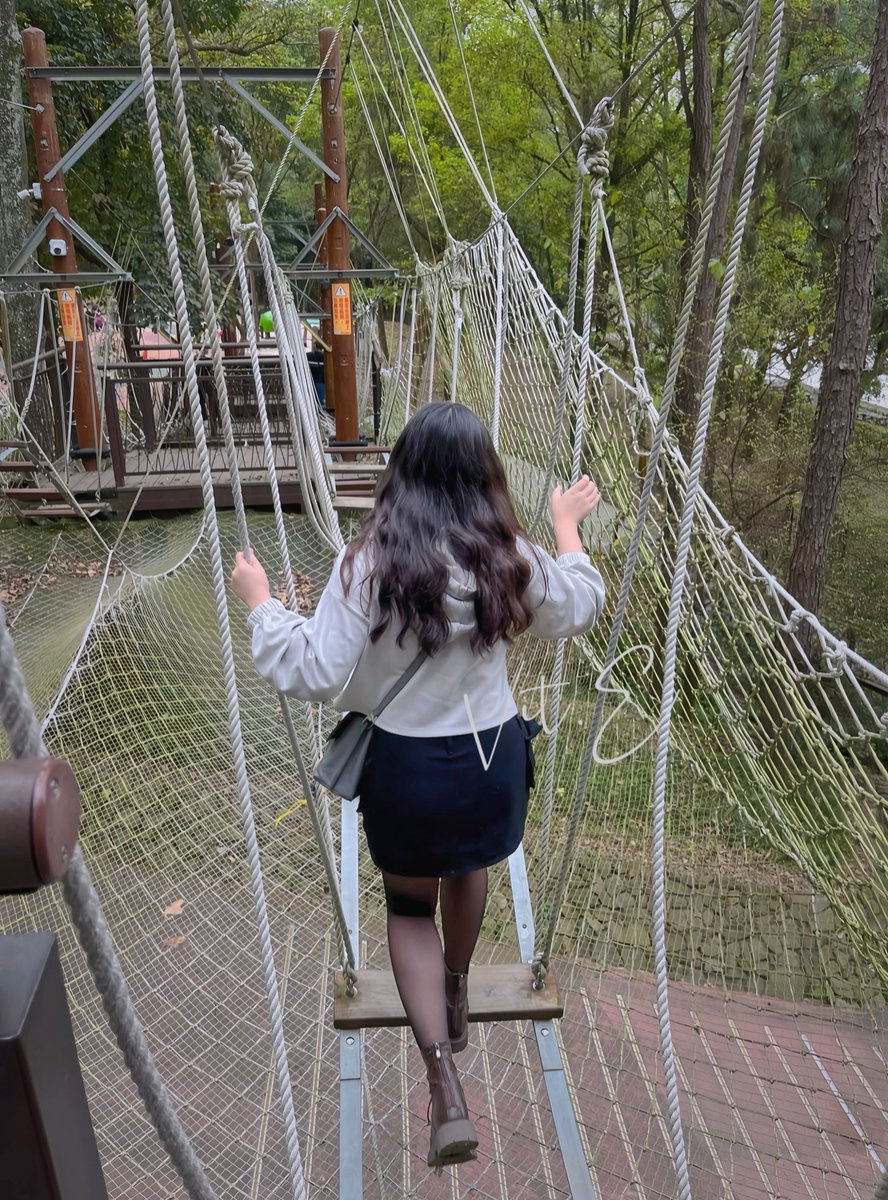 關於我可能令你意外的事🌟

我討厭運動
但每週上空瑜已經超過一年半
我討厭流汗
但會特別找這種體能攀爬訓練場去走跳

還總是穿得不合時宜(๑ ́ᄇ`๑)

不止一次跟朋友出去玩震驚到大家
說我比外表看起來的樣子還更靈活
然後被說像小猴子…🐒 https://t.co/r5V6y0M0g3