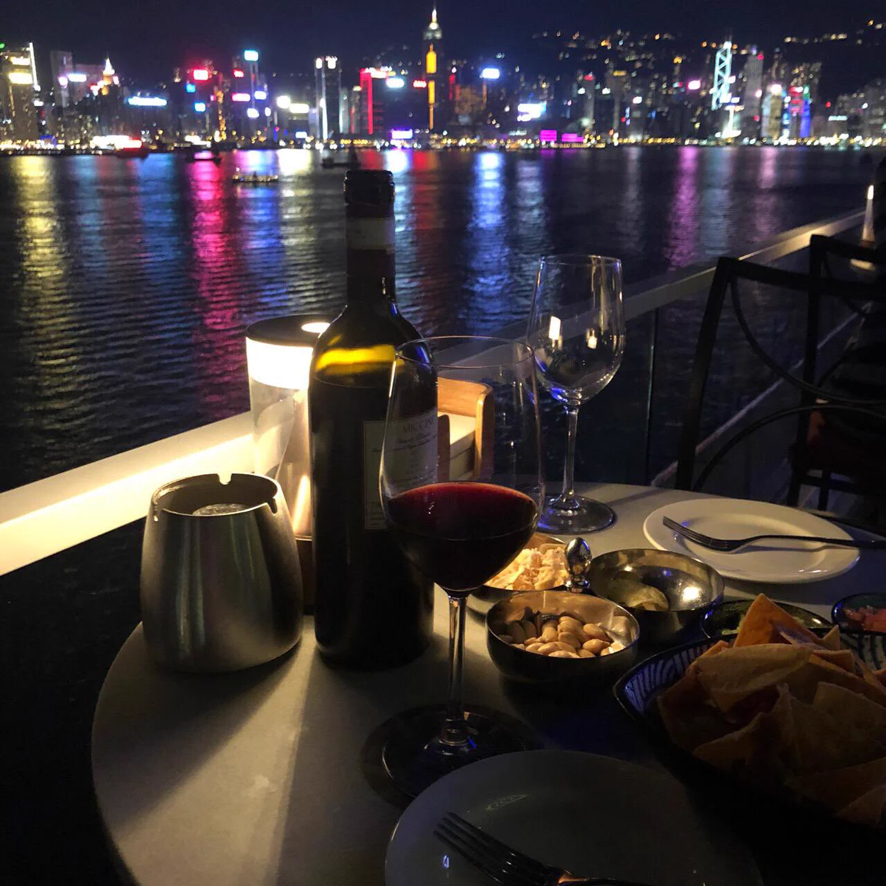 桃李春风一杯酒，江湖夜雨十年灯 https://t.co/hR5ZCxs9wF