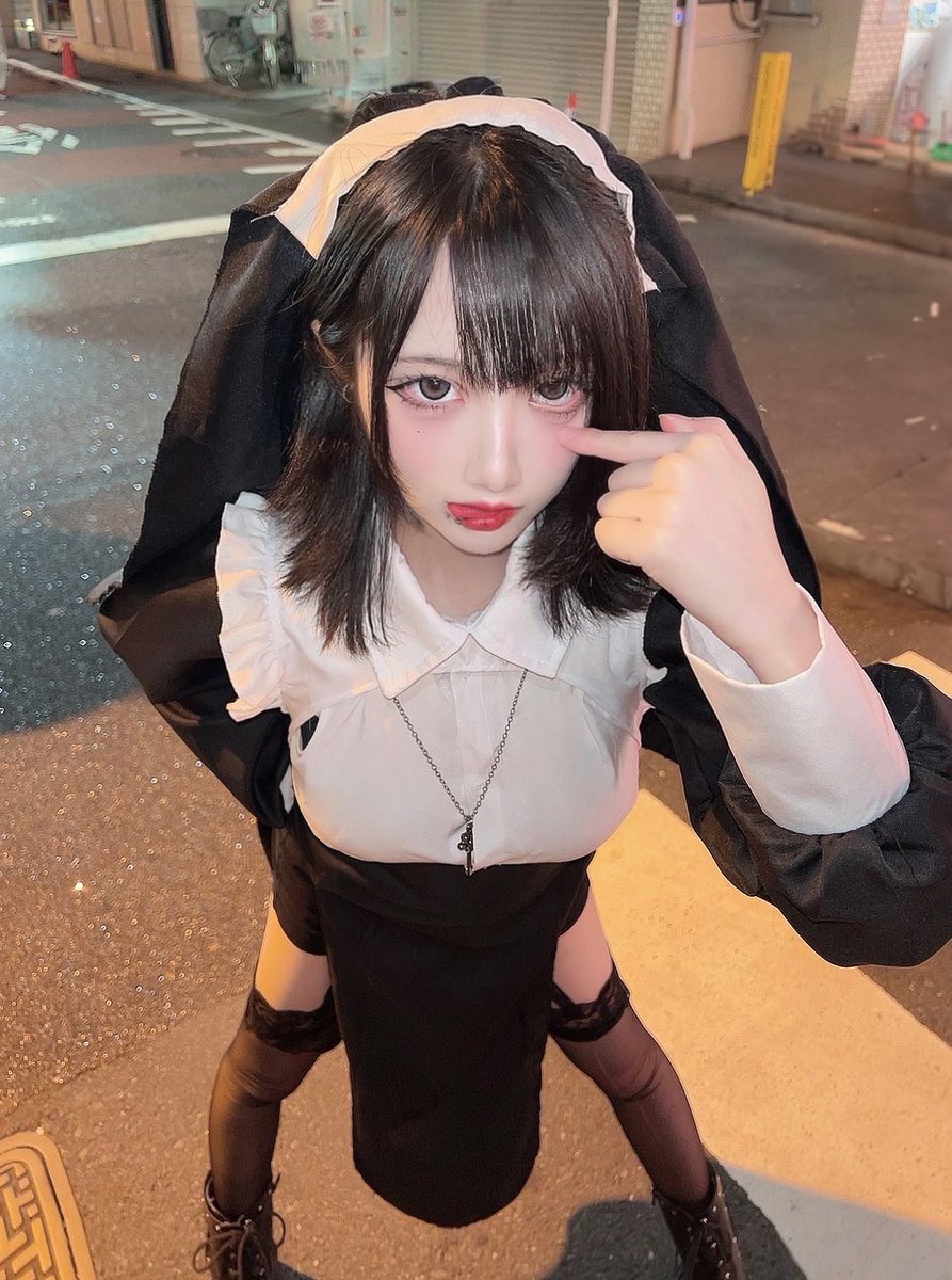 あたし以外に祈っちゃメ❗️ https://t.co/6TvoXpN1GO