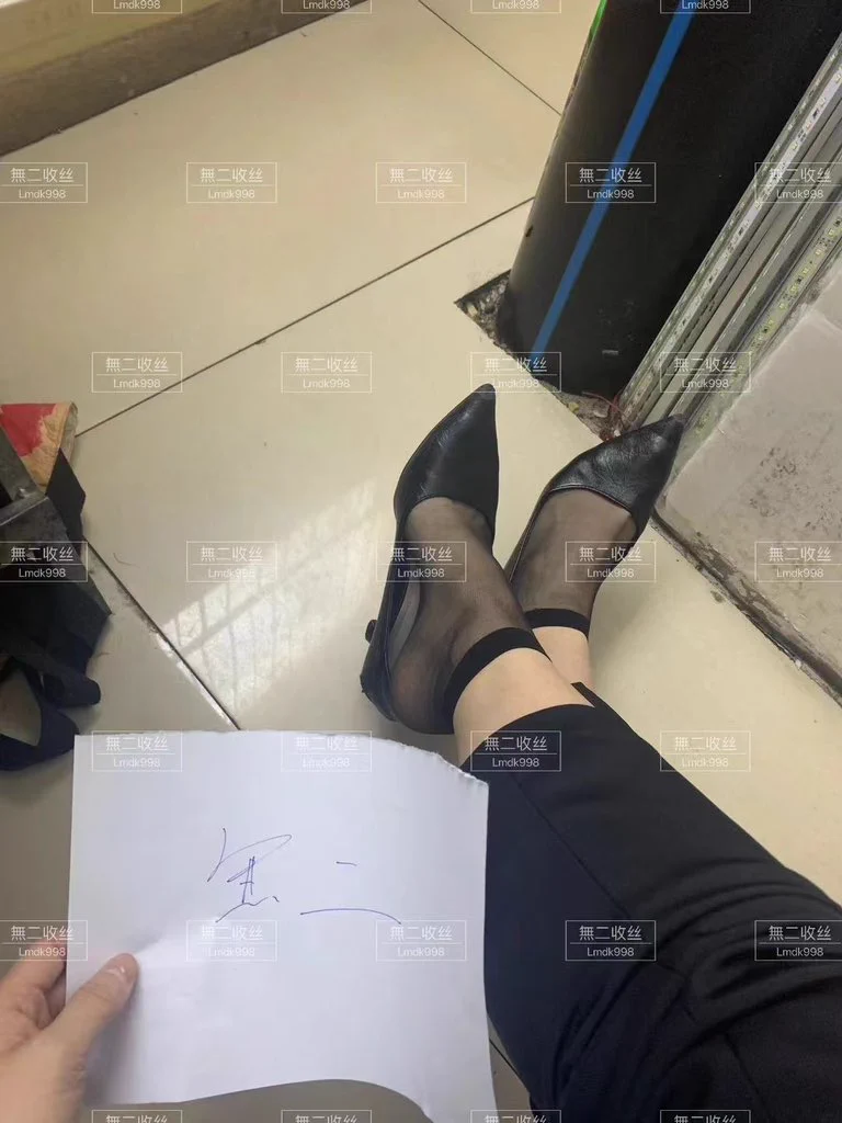 中国黄金一起补货 短丝 https://t.co/US7FBqcKlk