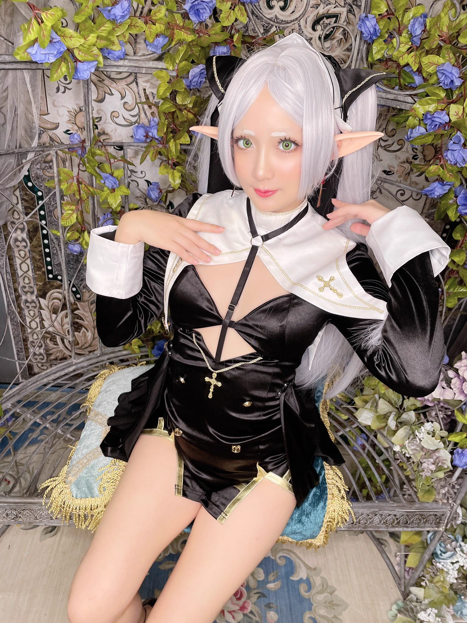 向芙莉蓮懺悔的話，總覺得會得到意想不到的答案呢( ˶ˊᵕˋ)੭ https://t.co/DFezcO1o8e