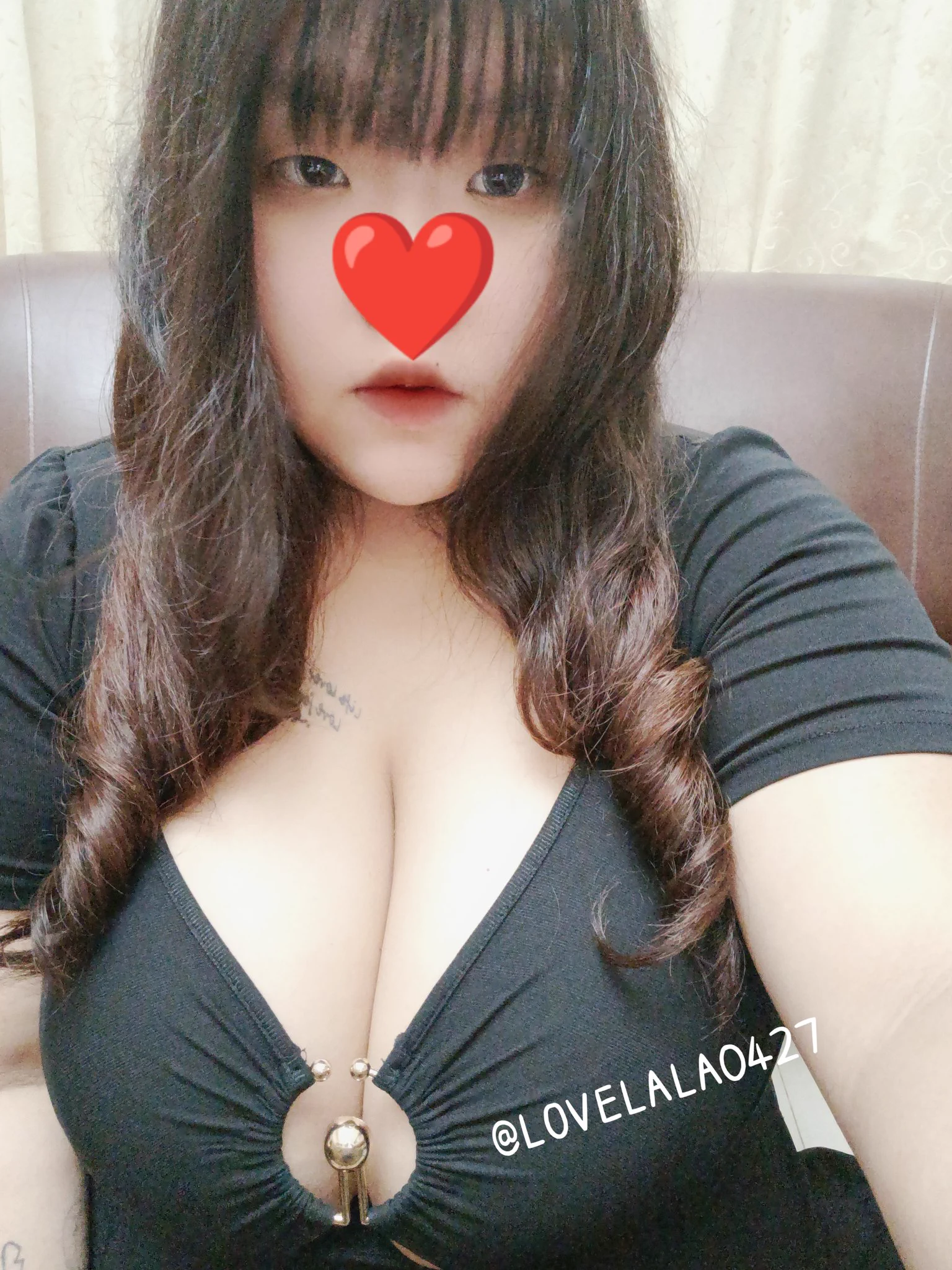 不穿露餒餒出門真的不習慣在家乖了兩天就露奶😈超級無敵喜歡這一件衣服有沒有喜歡大餒餒啊🤤#愛心推推❤️#跟隨開啟小鈴鐺🔔#有沒有喜歡大餒餒的啊🤤 https://t.co/yhCQn1J1NW