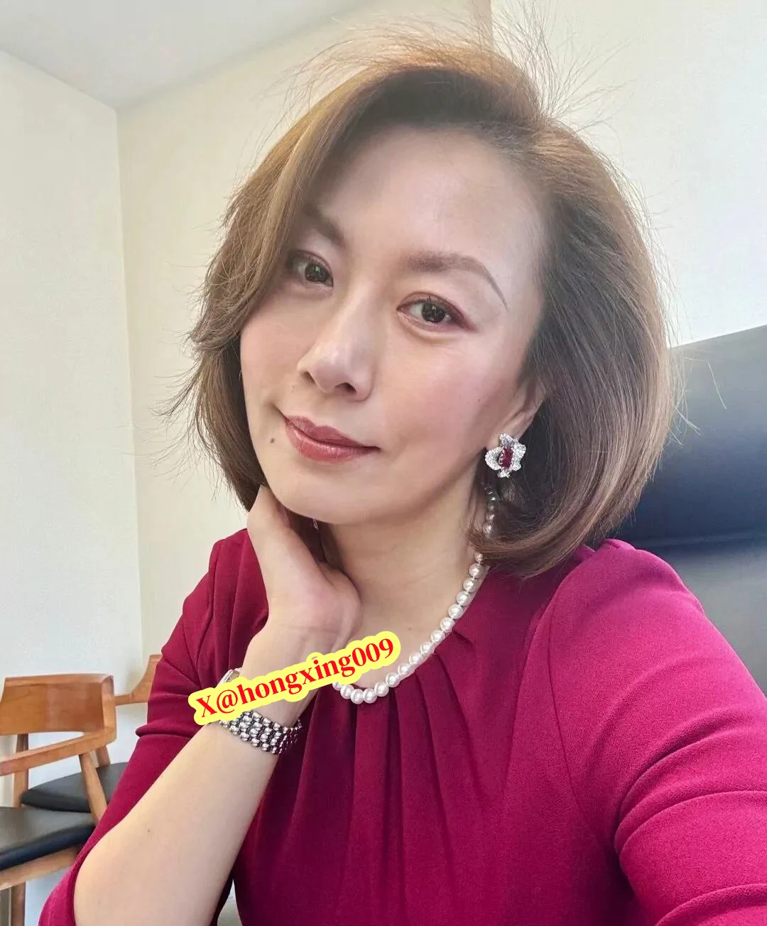 风韵又有气质的阿姨 我的最爱🥰 https://t.co/eHEp0WBAOa