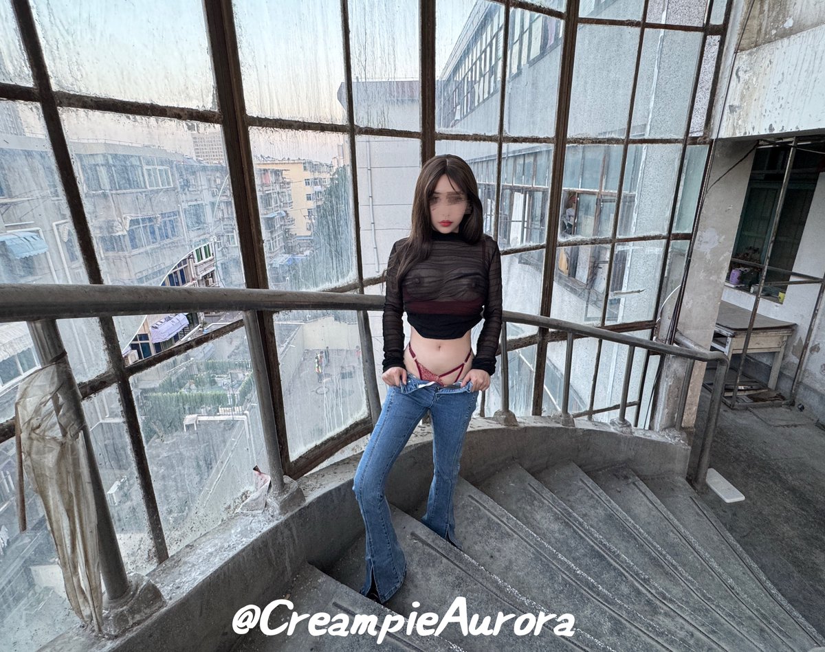 想我，记得给我打个电话。 https://t.co/JqdFIsrzOw