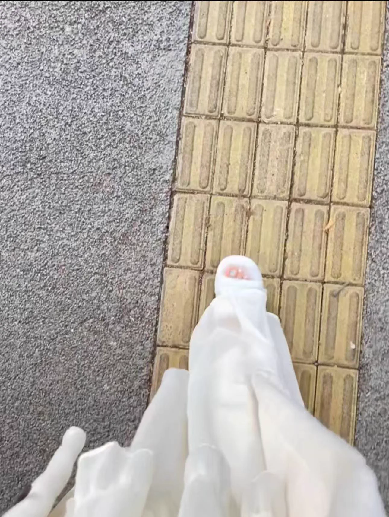 025江苏南京同好投稿，坐标江宁区，找人分享交换大学生女友的原味丝袜内裤，南京同城可交换的私我报名。 https://t.co/5B30TEqEgc