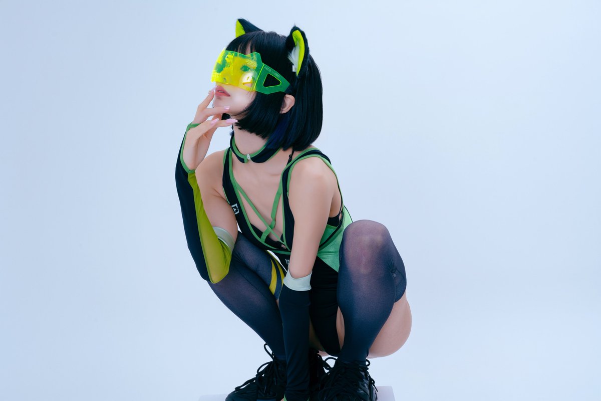 Psychedelic ⚡️

…🖤❇️🔛💚🧑‍🎤🎮⚫️🧩 https://t.co/YGMBnCKVNr