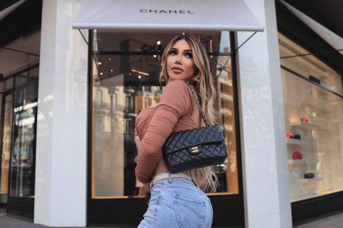 You buy it, I flaunt it ✨ https://t.co/kYOae9npov