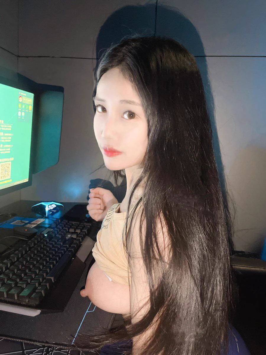 这么冷的天就想吃点热乎的精液.. https://t.co/8F7BxXEHaE