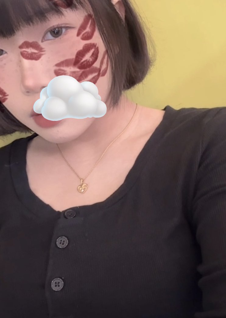 容貌焦慮發作

發這張考慮要5分鐘-.-🤌 https://t.co/SIa1Z7T8xv